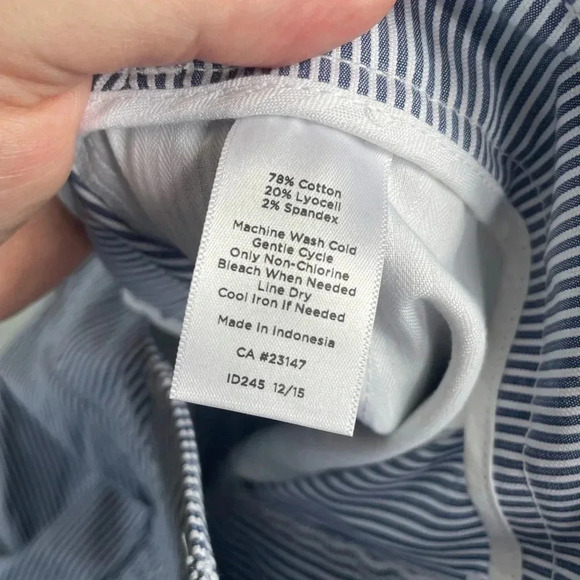 NWT Talbots "Chelsea" Blue & White Striped‎ Capris Pants Size 4 NEW 0071 - Picture 9 of 10